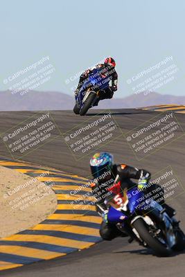 media/Dec-18-2022-SoCal Trackdays (Sun) [[8099a50955]]/Turns 9 and 10 Set 2 (1055am)/